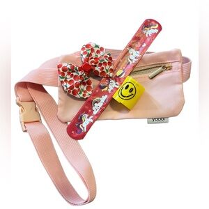 Girl beauty bag, Yoobi Fanny pack, New w/out tag Mint bow, slap bracelet, slinky
